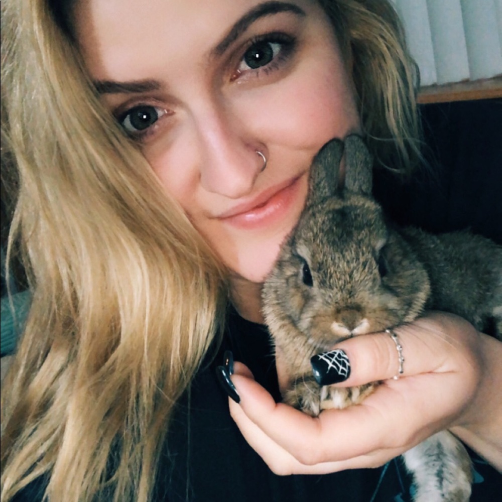 Meet your Posher, Sara